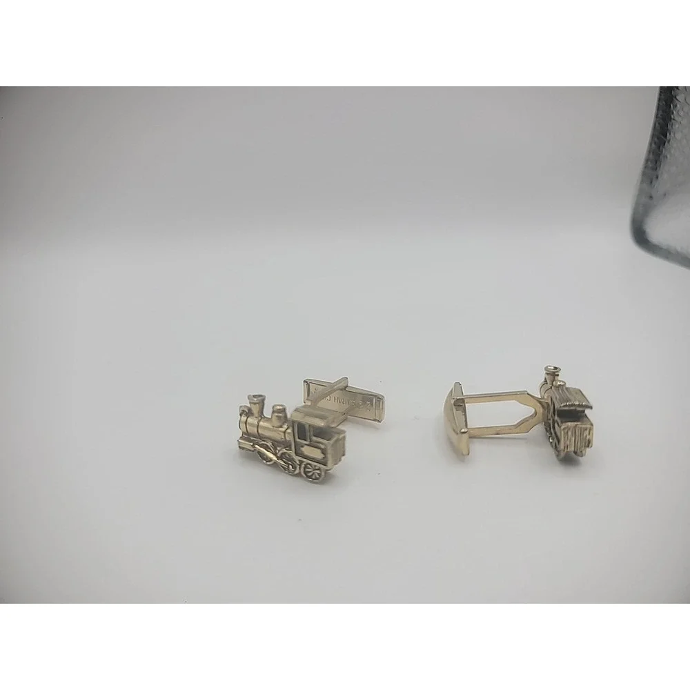 Vintage Sarah Coventry Mens Train Cuff Links Gold Tone Jewelry Costume